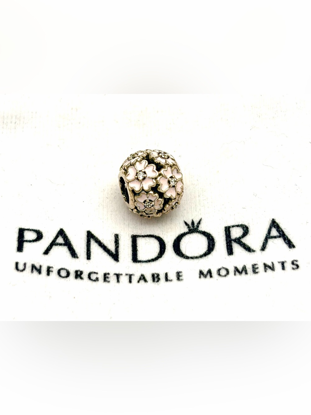 Pandora Pink Primrose Meadow Sterling Silver Flower Charm with Soft Pink Enamel